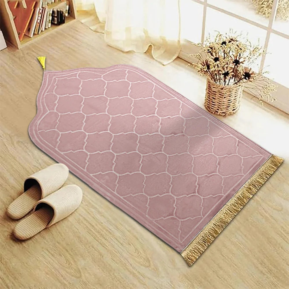 Thick Islamic Prayer Mat – Soft Flannel, Anti-Slip, with Tassels